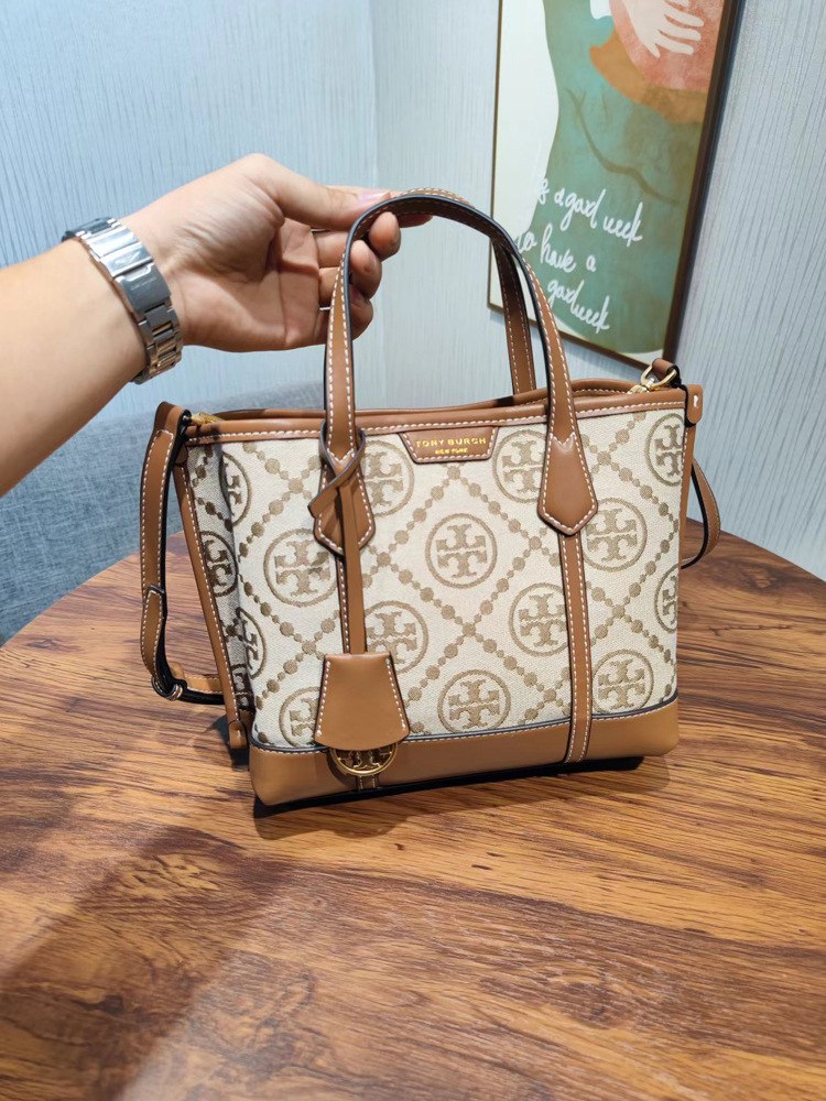 Tory burch tote bags