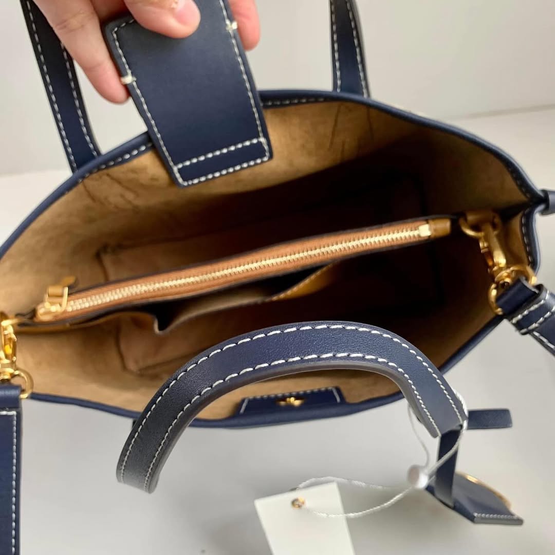 Tory burch tote bags