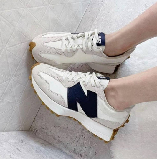 New Balance sneakers unisex