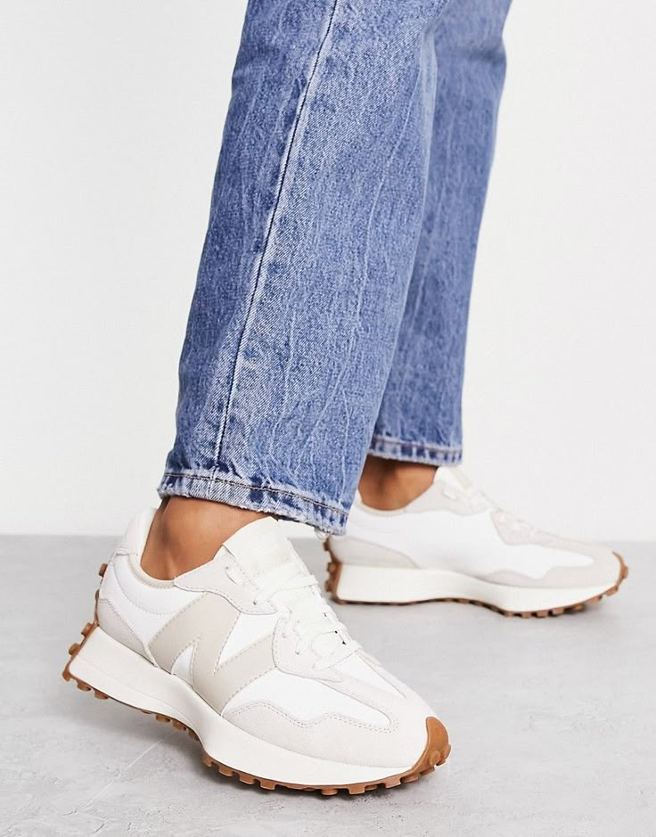 New Balance sneakers unisex beige